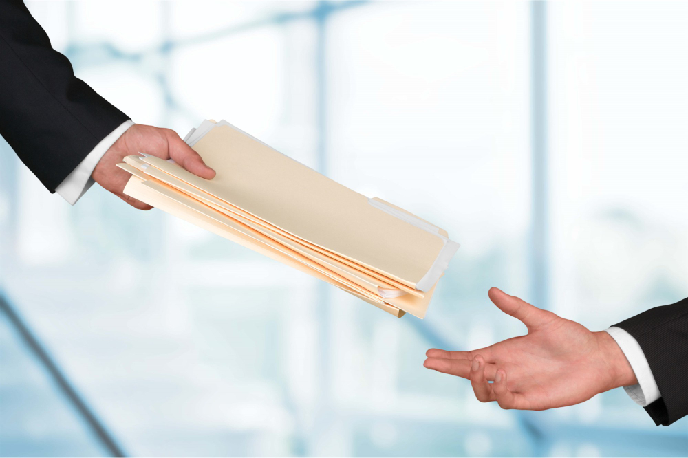 Understanding How Process Servers Deliver Legal Documents