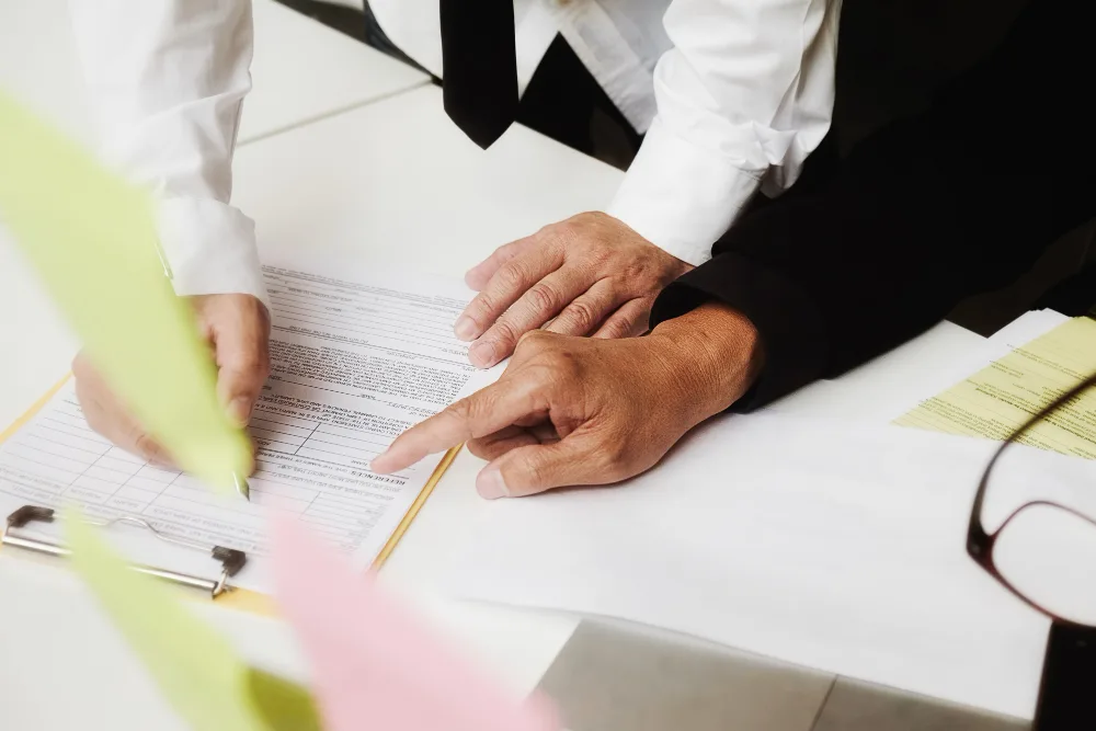 Can a Process Server Trespass in Orlando, Florida?